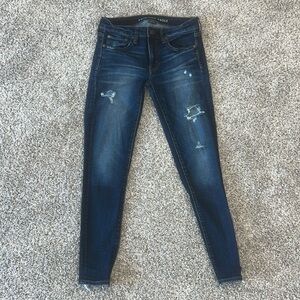 Women’s American Eagle jeans